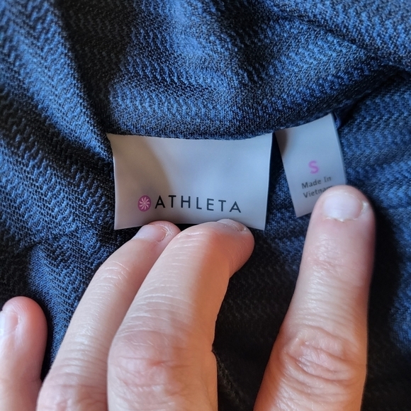 EUC Athleta Jacquard Intention Asymmetrical Zip Jacket navy Small - Picture 9 of 13